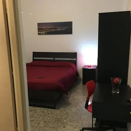 Alexander Bed and Breakfast Νάπολη