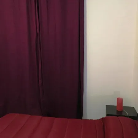 Bed and Breakfast Alexander Νάπολη