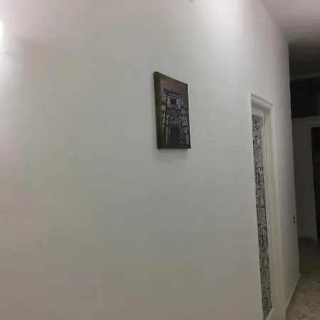 Alexander לינה וארוחת בוקר נאפולי