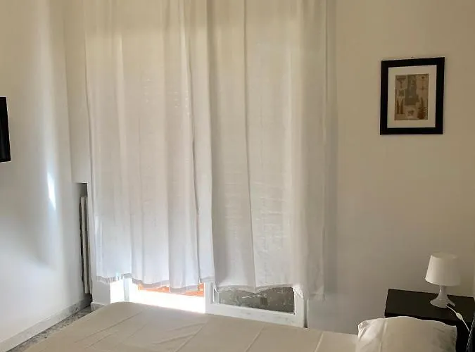 Alexander Bed & Breakfast Napoli