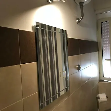 Alexander Bed & Breakfast 3*