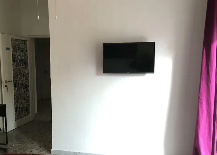 Alexander Bed & Breakfast 3*